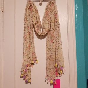 Betsey Johnson Pom pom scarf